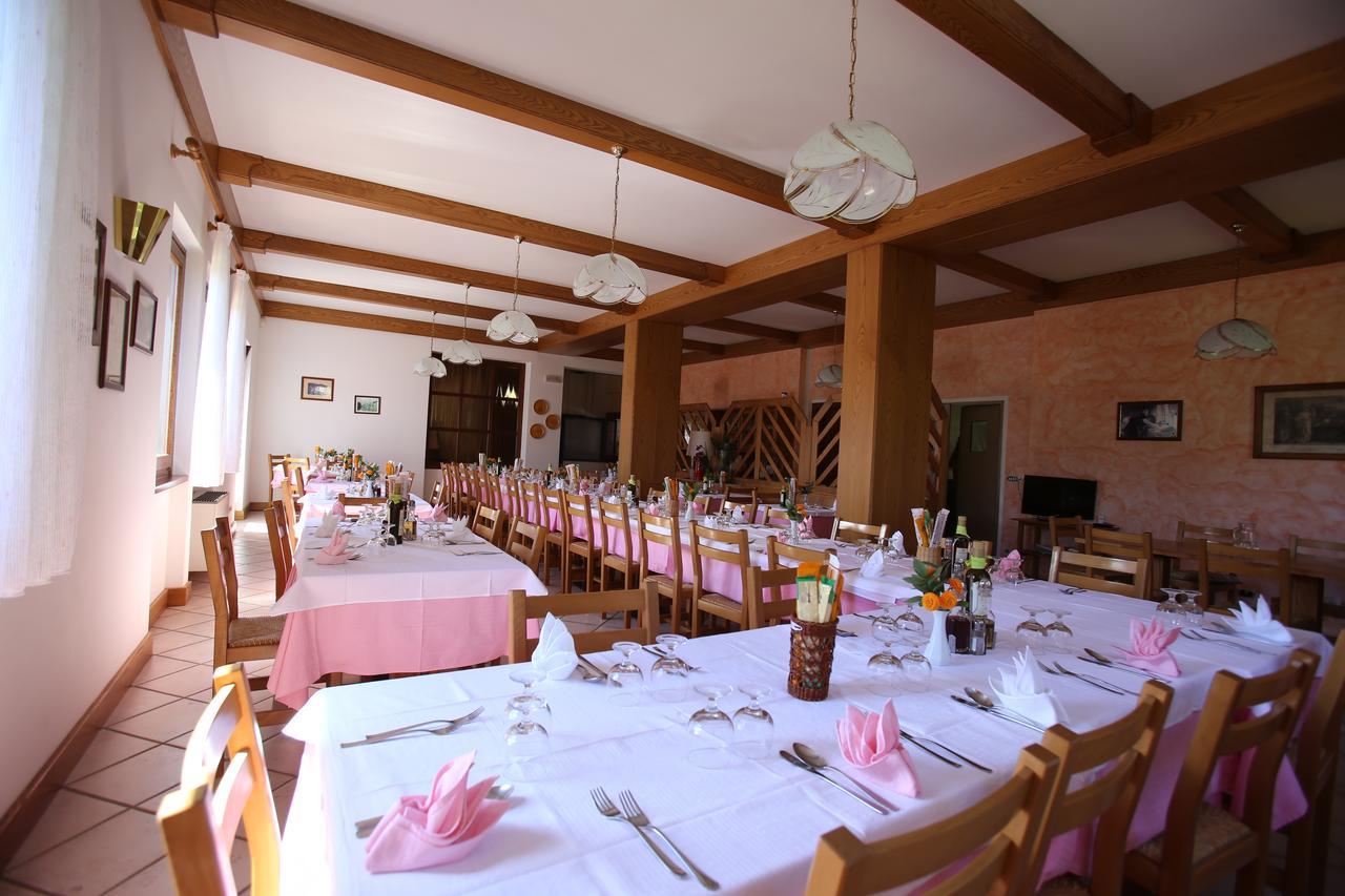 Albergo Alpino Da Tullio Авио Екстериор снимка